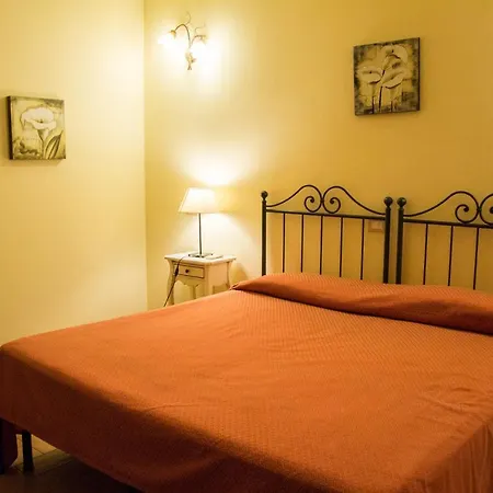 Casolare Dei Fiori شقة
